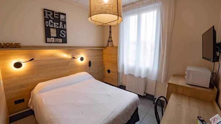 Hotel booking Choisy-le-Roi