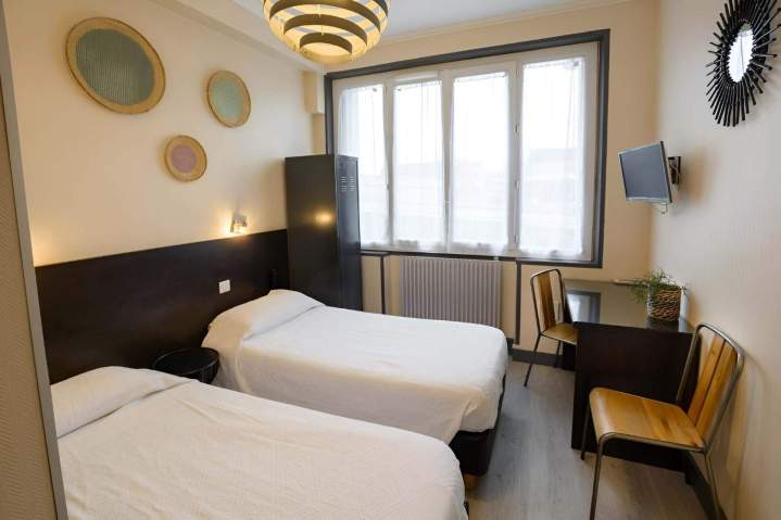 Budget accommodation in Choisy-le-Roi